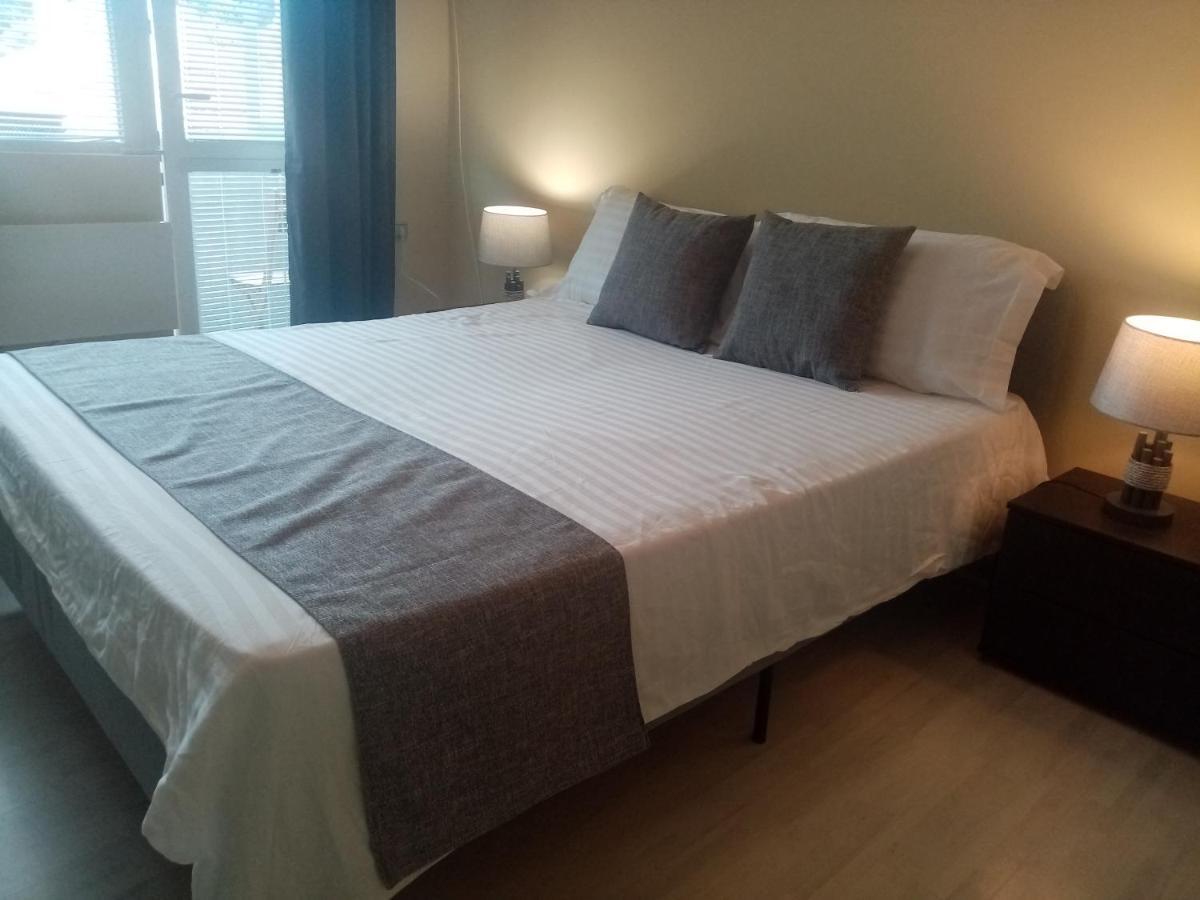 Spacious Apartment "Sunny Sofia" In The Heart Of Varna City Exterior foto